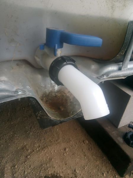 Tuyau coud? - Bec verseur pour citerne / Cubi de 1000 litres